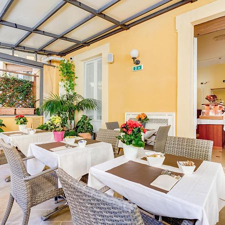 Hotel Cellini Róma Kültér fotó