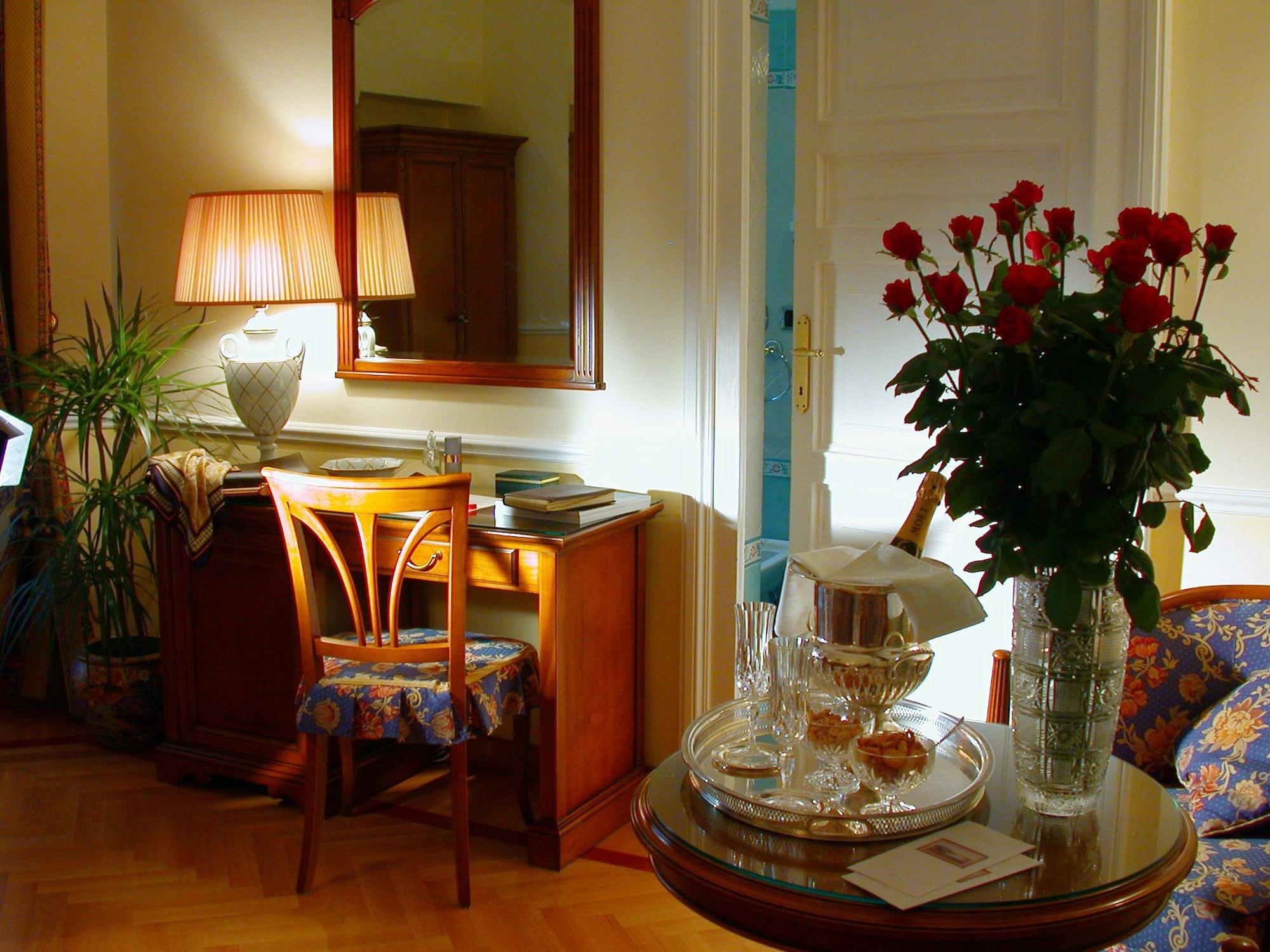 Hotel Cellini Róma Kültér fotó