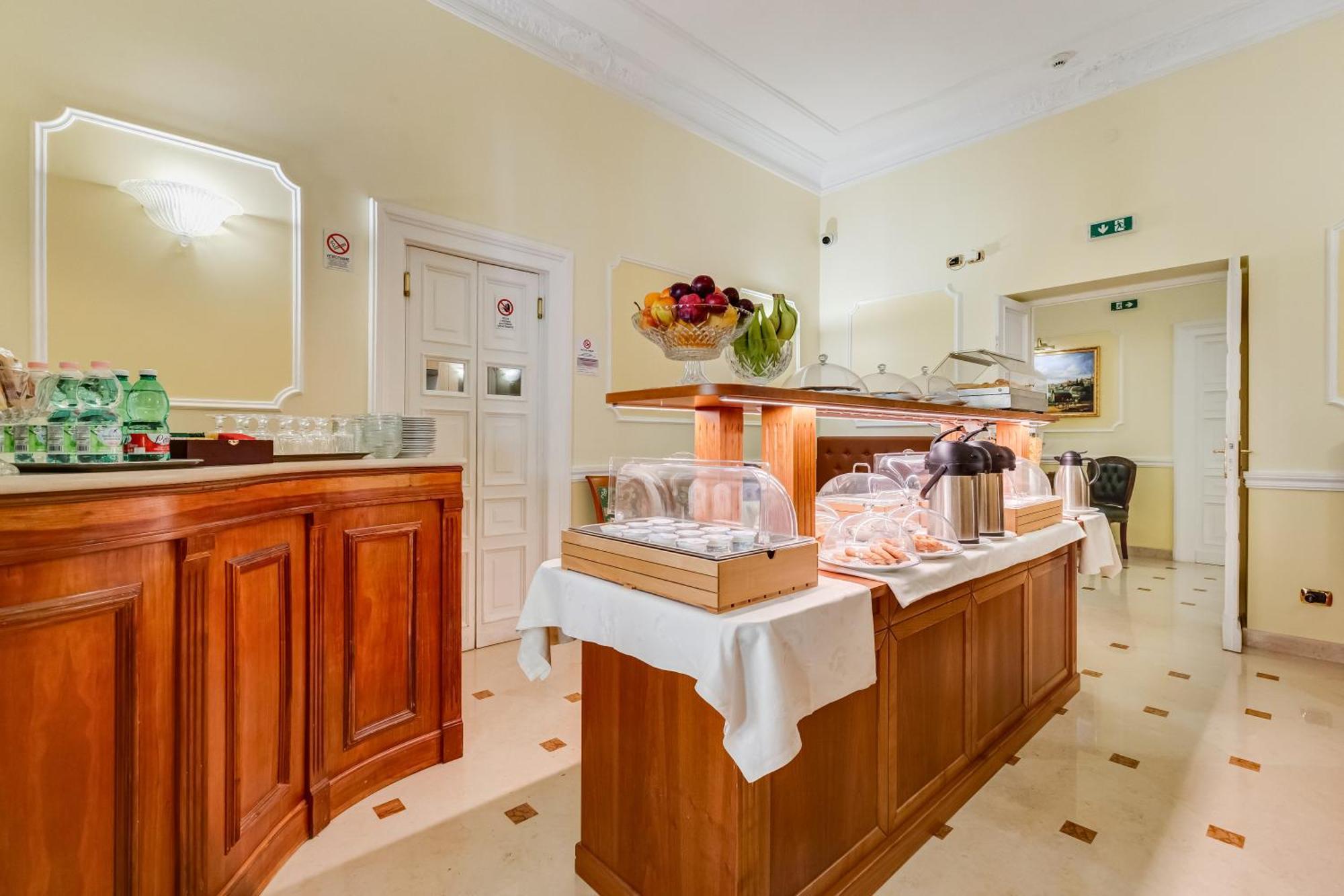 Hotel Cellini Róma Kültér fotó