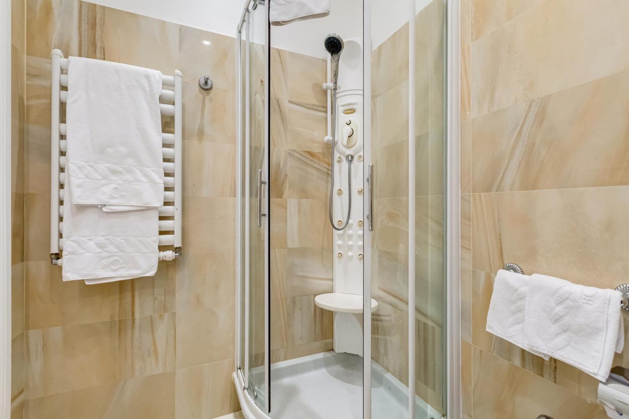 Hotel Cellini Róma Kültér fotó